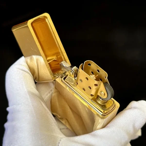 Zorro 912 Polished Brass Lighter - Image 2