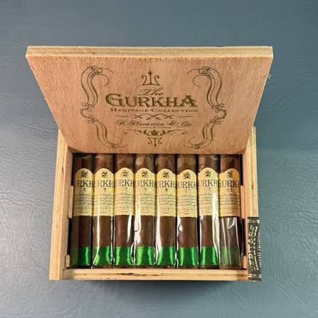 Gurkha Heritage Toro Cigar - Image 2